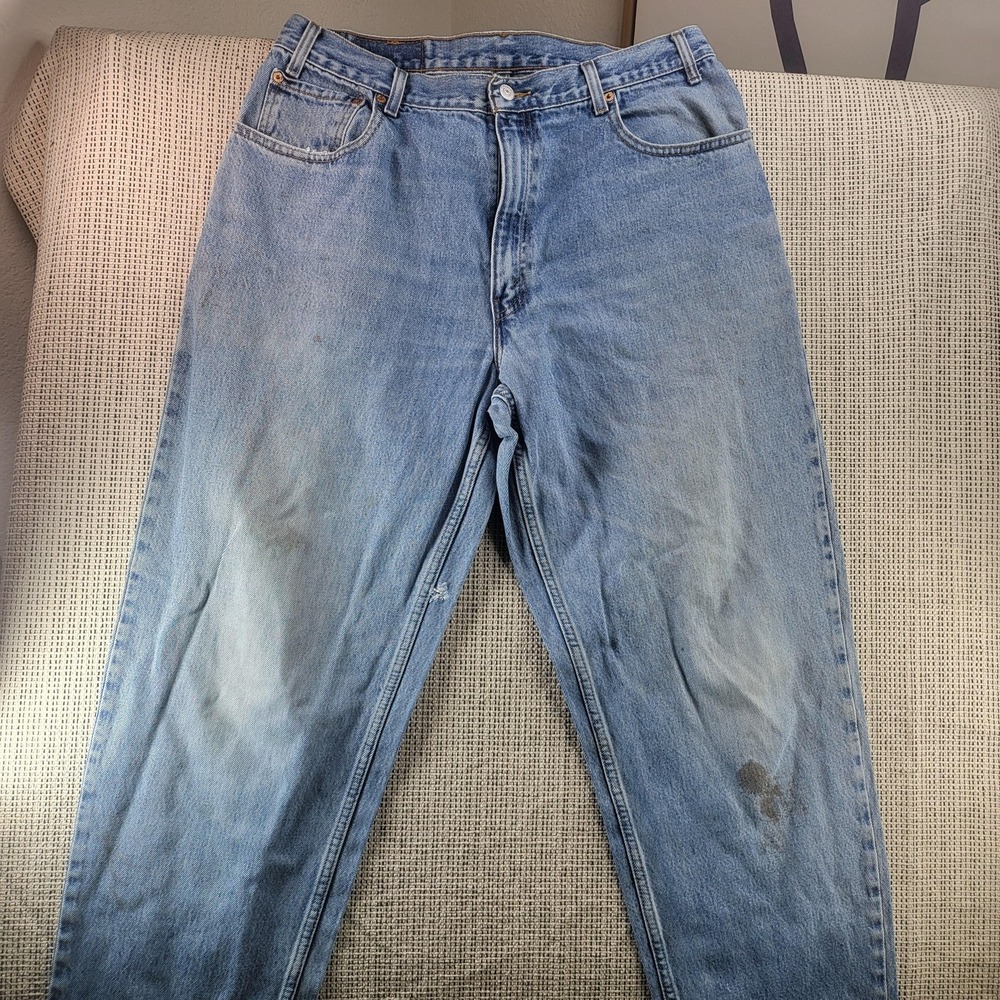 Levis 560 Jeans Mens 36x32 Light Wash Blue Denim Relaxed Tapered Leg‎ Fit